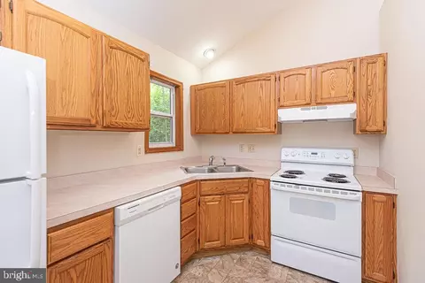 106 Camelot Cir, Ocean Pines, MD 21811 photo 11