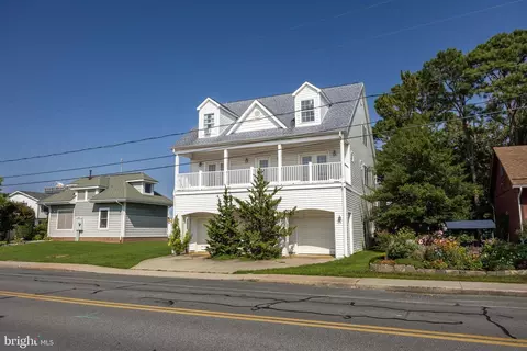9104 Chesapeake Dr, Ocean City, MD 21842