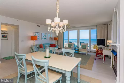 Dining - 8307 Atlantic Ave #102, Ocean City, MD 21842 photo 2 of 6
