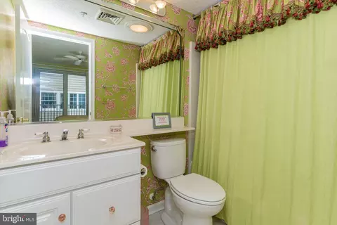 Bath - 8307 Atlantic Ave #102, Ocean City, MD 21842 photo 6 of 7