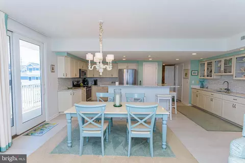 Dining - 8307 Atlantic Ave #102, Ocean City, MD 21842 photo 3 of 6