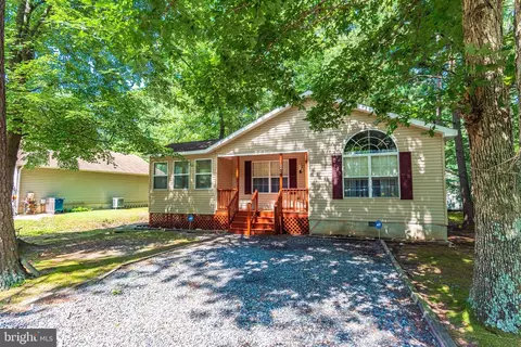 1040 Ocean Pkwy, Ocean Pines, MD 21811