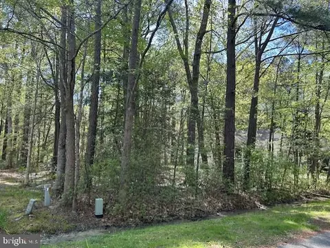 77 Brandywine Dr, Ocean Pines, MD 21811