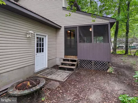 Exterior - 16 Admiral Ave, Ocean Pines, MD 21811 photo 4 of 10