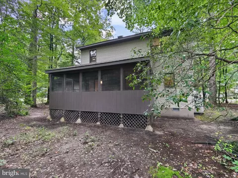 Exterior - 16 Admiral Ave, Ocean Pines, MD 21811 photo 3 of 10