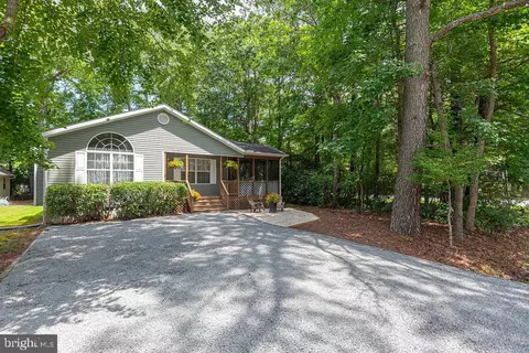 21 Quarter Staff Pl, Ocean Pines, MD 21811 photo 2
