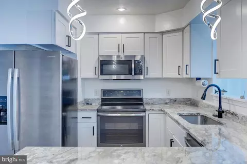 Kitchen - 9 Holly Ct, Berlin, MD 21811 photo 1 of 3
