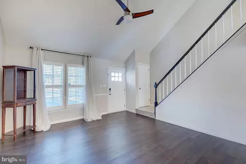 Living - 9 Holly Ct, Berlin, MD 21811 photo 1 of 3