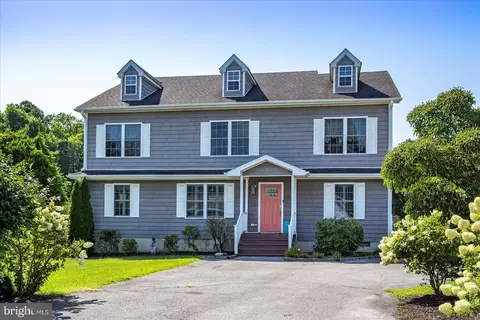 45 Clubhouse Dr, Ocean Pines, MD 21811