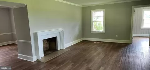 Living - 8432 Meadow Brg, Eden, MD 21822 photo 2 of 5