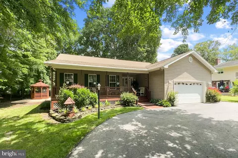 12537 Creek Dr, Ocean City, MD 21842