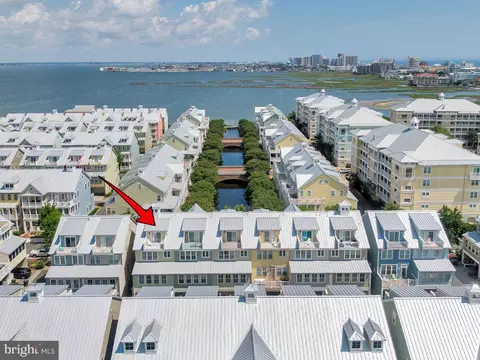 29 Sunset Island Dr, Ocean City, MD 21842