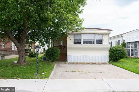 13334 Colonial Rd, Ocean City, MD 21842