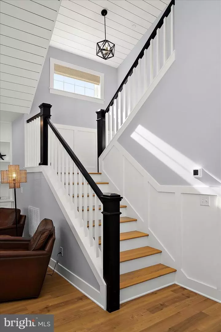 Entry Way - 137 Old Wharf Rd, Ocean City, MD 21842 photo 9 of 15