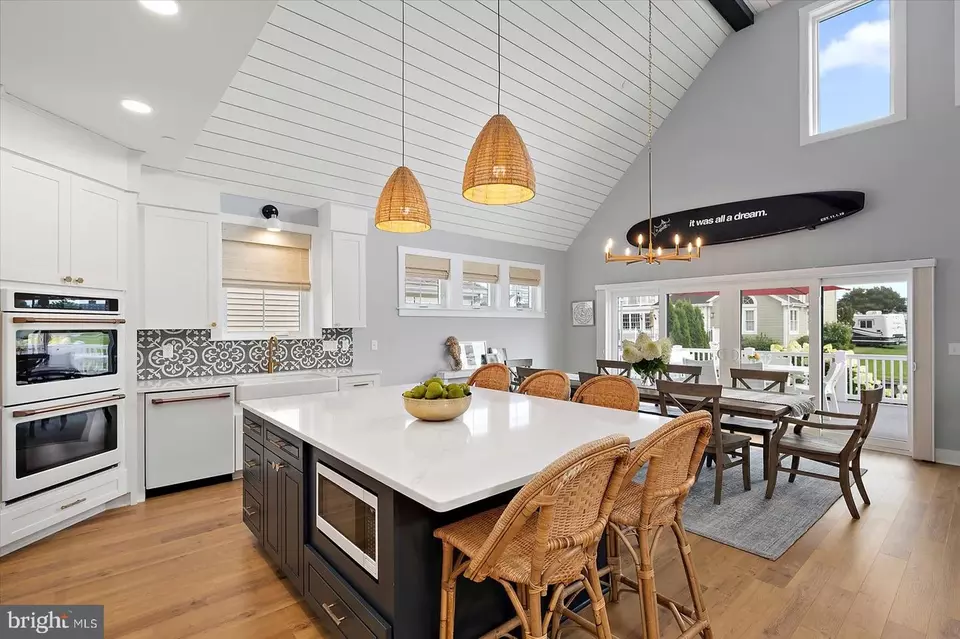 Kitchen - 137 Old Wharf Rd, Ocean City, MD 21842 photo 11 of 11