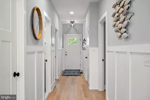 Entry Way - 137 Old Wharf Rd, Ocean City, MD 21842 photo 1 of 15