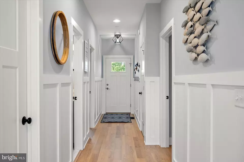 Entry Way - 137 Old Wharf Rd, Ocean City, MD 21842 photo 1 of 15