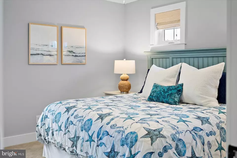 Bedroom - 137 Old Wharf Rd, Ocean City, MD 21842 photo 8 of 12