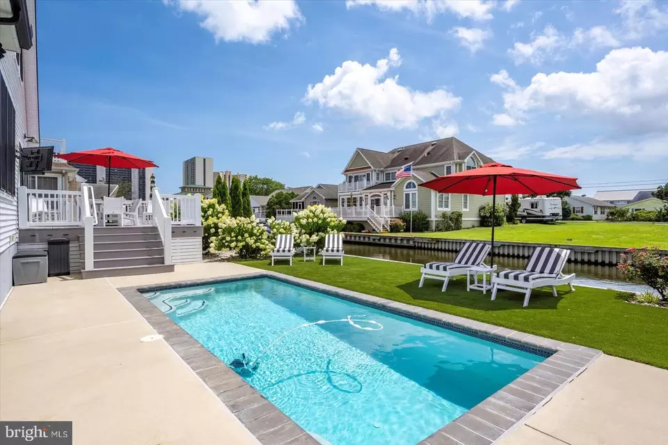 Exterior - 137 Old Wharf Rd, Ocean City, MD 21842 photo 8 of 28