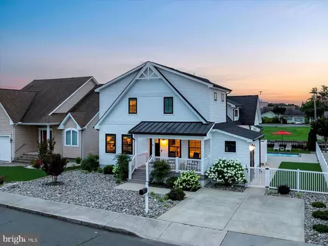 Exterior - 137 Old Wharf Rd, Ocean City, MD 21842 photo 1 of 28