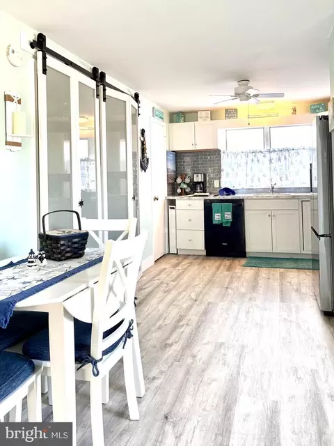 Kitchen - 204 145th St #G, Ocean City, MD 21842 photo 1 of 3