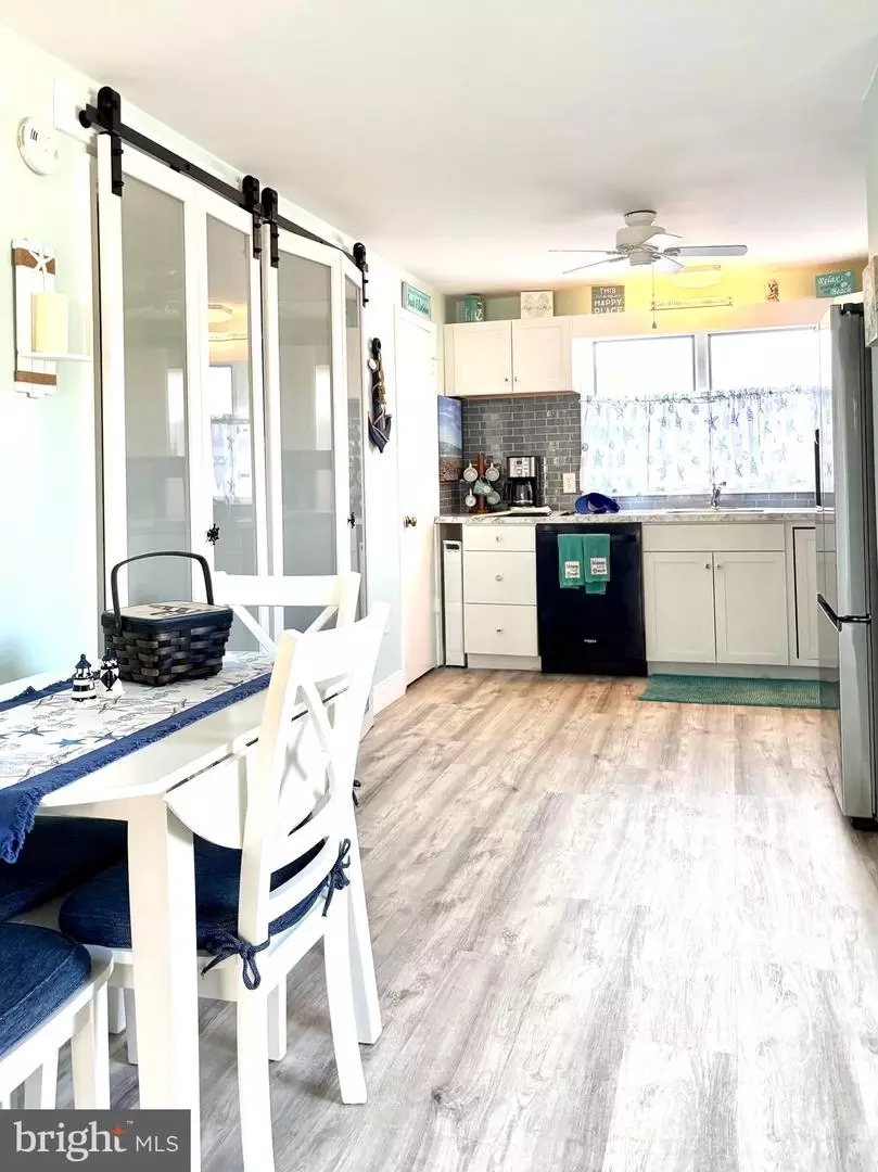 Kitchen - 204 145th St #G, Ocean City, MD 21842 photo 1 of 3