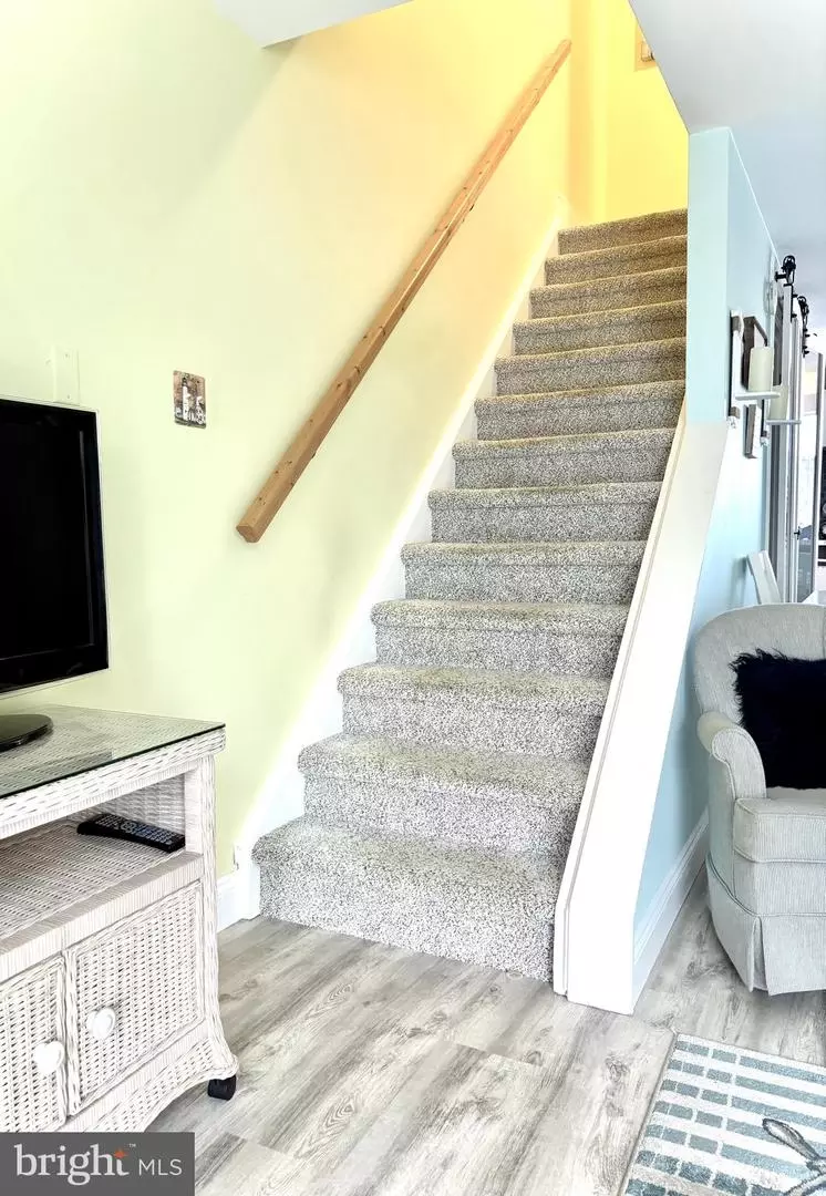 Entry Way - 204 145th St #G, Ocean City, MD 21842 photo 1 of 1