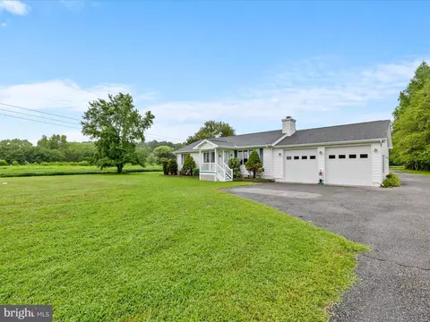 11125 St Martins Neck Rd, Bishopville, MD 21813