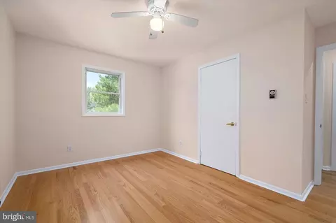 Bedroom - 12 White Sail Cir, Ocean Pines, MD 21811 photo 5 of 6