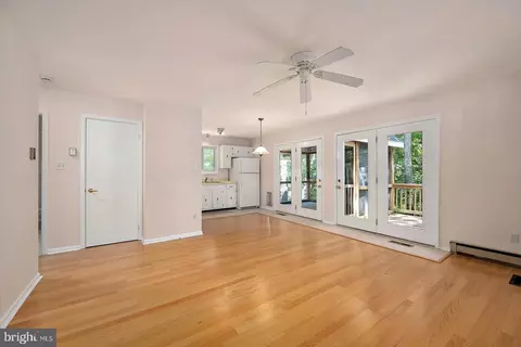 Living - 12 White Sail Cir, Ocean Pines, MD 21811 photo 1 of 4
