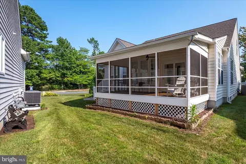Exterior - 2 Audubon Cir, Berlin, MD 21811 photo 5 of 11
