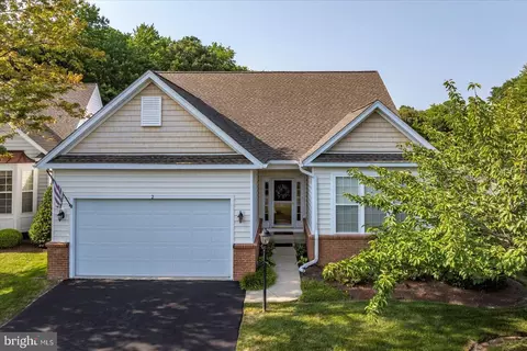 2 Audubon Cir, Berlin, MD 21811