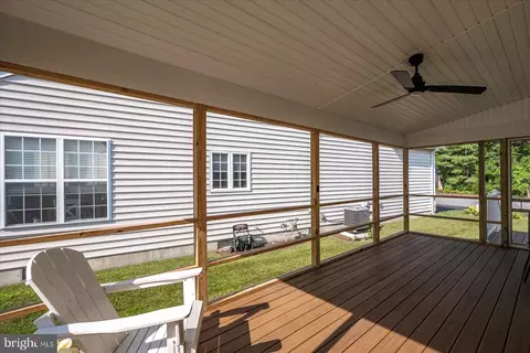 Exterior - 2 Audubon Cir, Berlin, MD 21811 photo 7 of 11