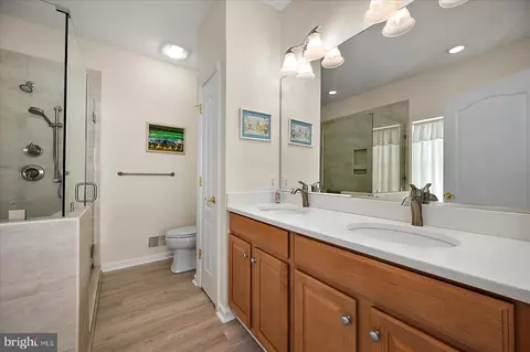 Bath - 2 Audubon Cir, Berlin, MD 21811 photo 1 of 4