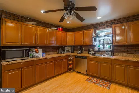 Kitchen - 6629 Bowden Rd, Newark, MD 21841 photo 2 of 2
