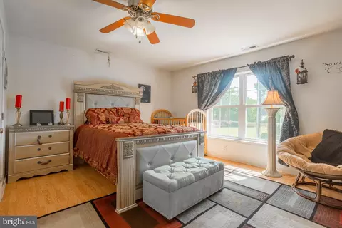 Bedroom - 6629 Bowden Rd, Newark, MD 21841 photo 10 of 12