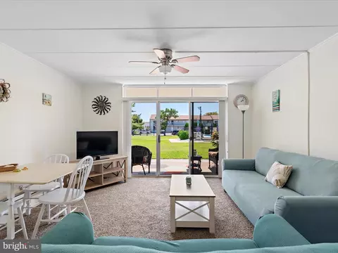 405 Robin Dr #25, Ocean City, MD 21842