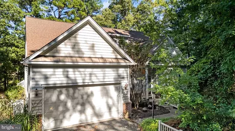 Exterior - 10 Annapolis Ct, Ocean Pines, MD 21811 photo 1 of 2