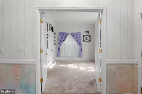Entry Way - 10 Annapolis Ct, Ocean Pines, MD 21811 photo 5 of 7