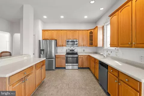 Kitchen - 10 Annapolis Ct, Ocean Pines, MD 21811 photo 2 of 4
