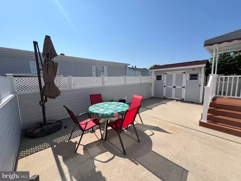11828 E Buccaneer Dr, Berlin, MD 21811 photo 5