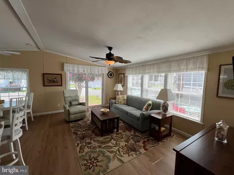 11828 E Buccaneer Dr, Berlin, MD 21811 photo 9