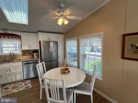 11828 E Buccaneer Dr, Berlin, MD 21811 photo 13