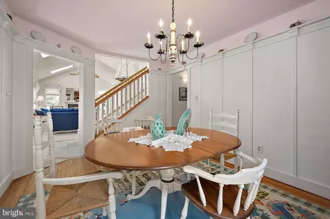 Dining - 703 Loop Rd, Ocean City, MD 21842 photo 2 of 3