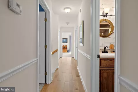 Entry Way - 703 Loop Rd, Ocean City, MD 21842 photo 6 of 7