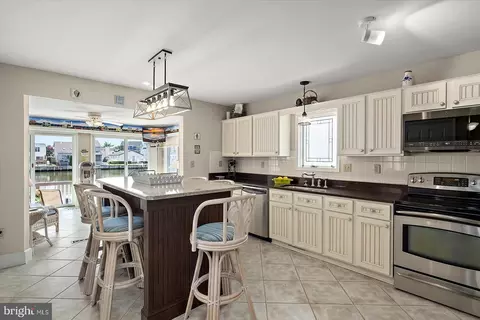 Kitchen - 703 Loop Rd, Ocean City, MD 21842 photo 2 of 7