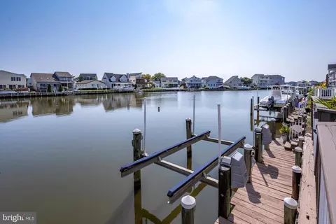 View/Area - 703 Loop Rd, Ocean City, MD 21842 photo 1 of 43