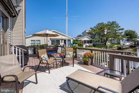 Exterior - 703 Loop Rd, Ocean City, MD 21842 photo 7 of 20