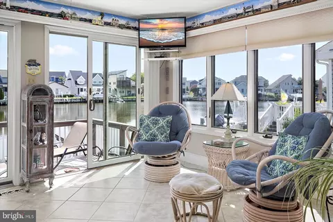Exterior - 703 Loop Rd, Ocean City, MD 21842 photo 4 of 20