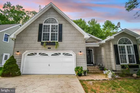 17 Juneway Ln, Ocean Pines, MD 21811